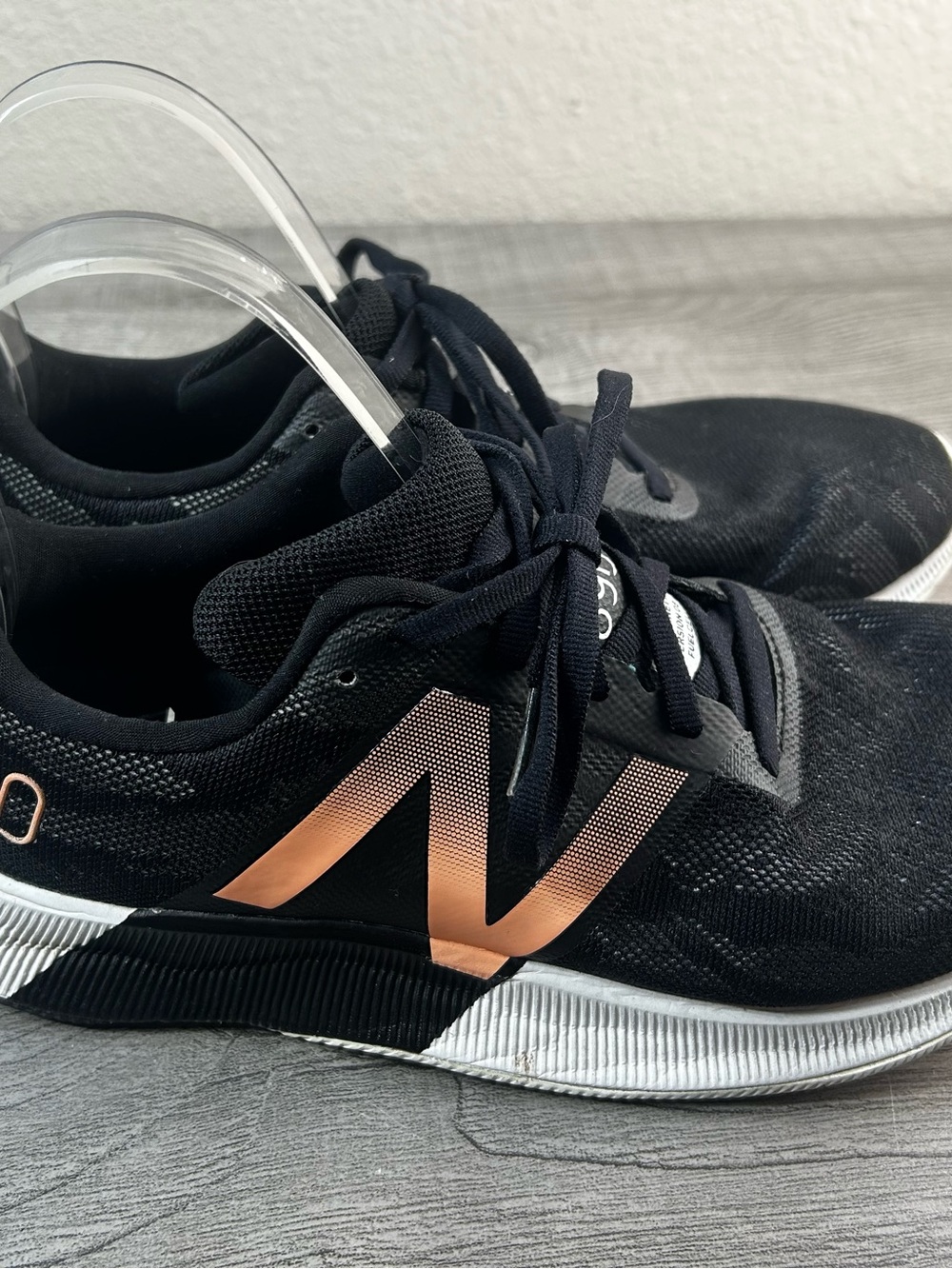 New Balance Fuel Cell 890 Women’s Size 9 Black Sneakers with Copper 'N' Accent - Picture 11 of 16